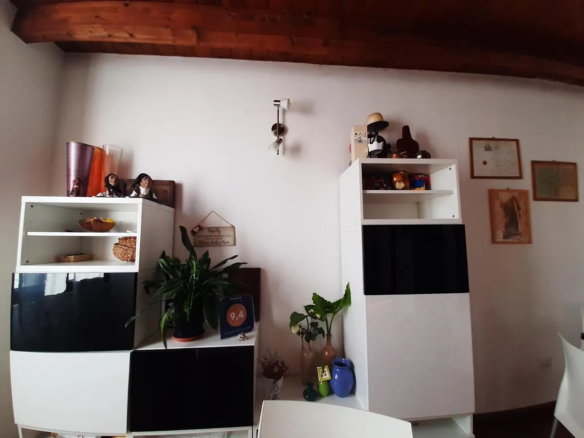 Cuscino E Cappuccino B&B Alghero 2*,  Włochy