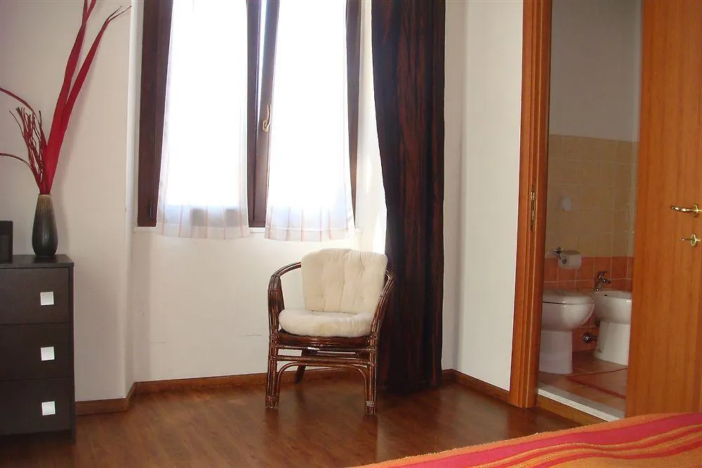 Cuscino E Cappuccino B&B Alghero Nocleg ze śniadaniem